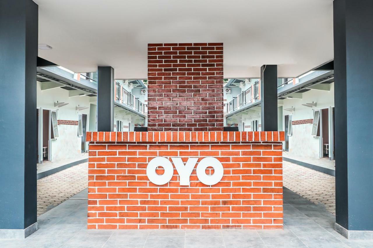 Oyo 488 Tekno Residence South Tangerang Exterior foto