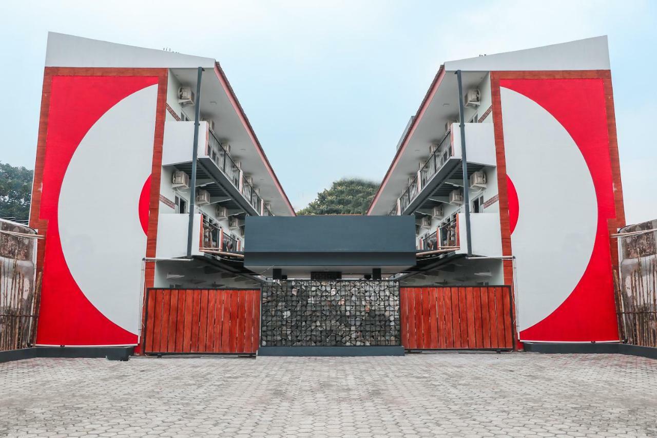 Oyo 488 Tekno Residence South Tangerang Exterior foto